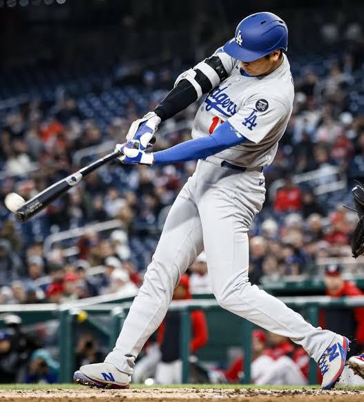 「大谷翔平は太って打撃フォームを失ったのか？」野球初心者の投稿にドジャースファン爆笑（海外の反応）