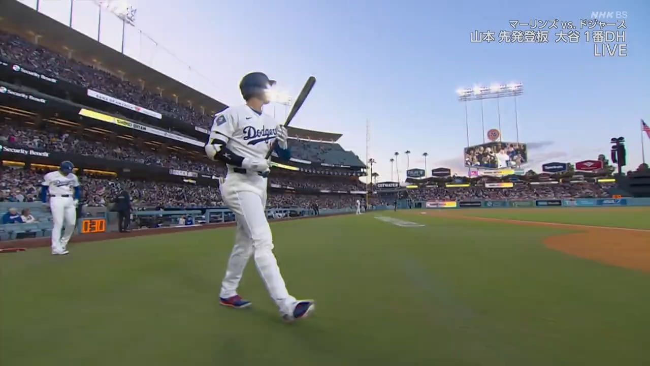 大谷翔平とマッカロー元コーチの再会にファン感涙（海外の反応）