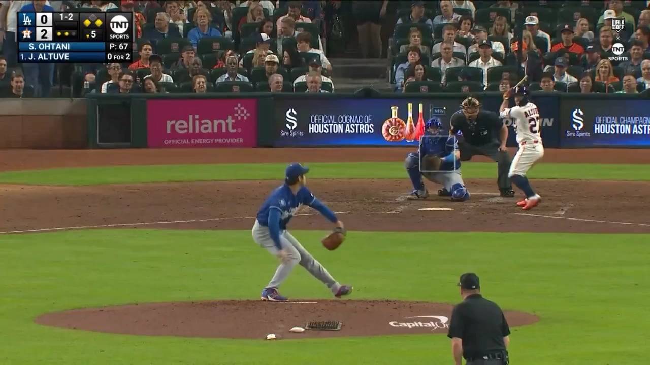 大谷翔平の魔球にアルトゥーベが空振り、ドジャースファンが爆笑（海外の反応）