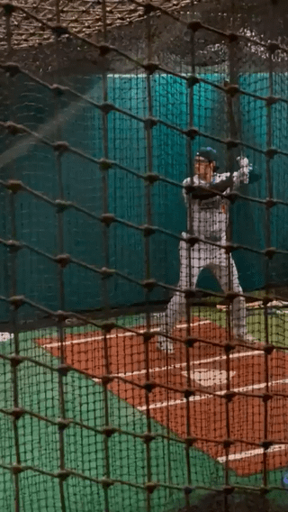 大谷翔平が打撃練習で着用した特殊メガネにファン騒然(海外の反応)