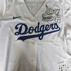 大谷翔平や山本由伸の刺繍を自作!ドジャースファンのユニフォーム愛が凄い(海外の反応)