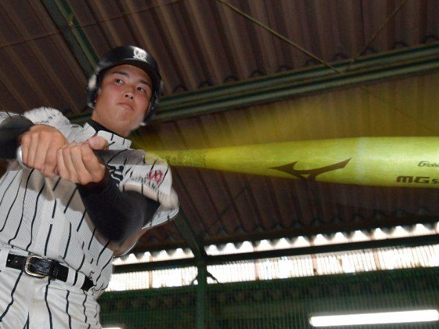 村上宗隆の高校時代の甲子園出場と日本の高校野球の過酷さ(海外の反応)