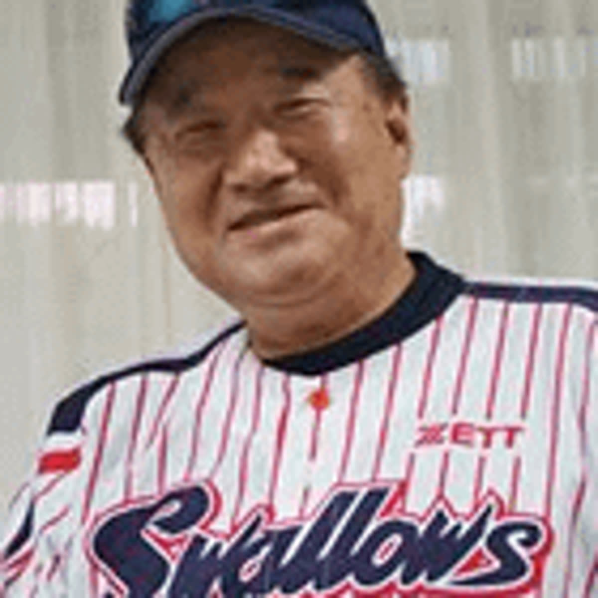 村上宗隆の不振はなぜ?元打撃コーチ招聘を望む声とファンの分析(海外の反応)
